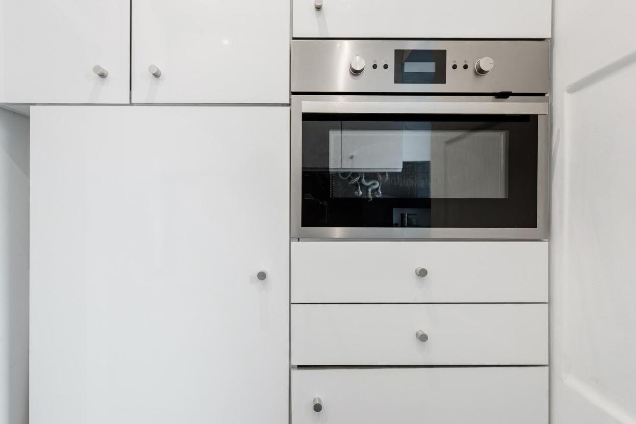 Avenida Da Liberdade Area, Bright And Newly Renovated 2 Bedroom Apartment, Lisbon Historical Center Екстериор снимка